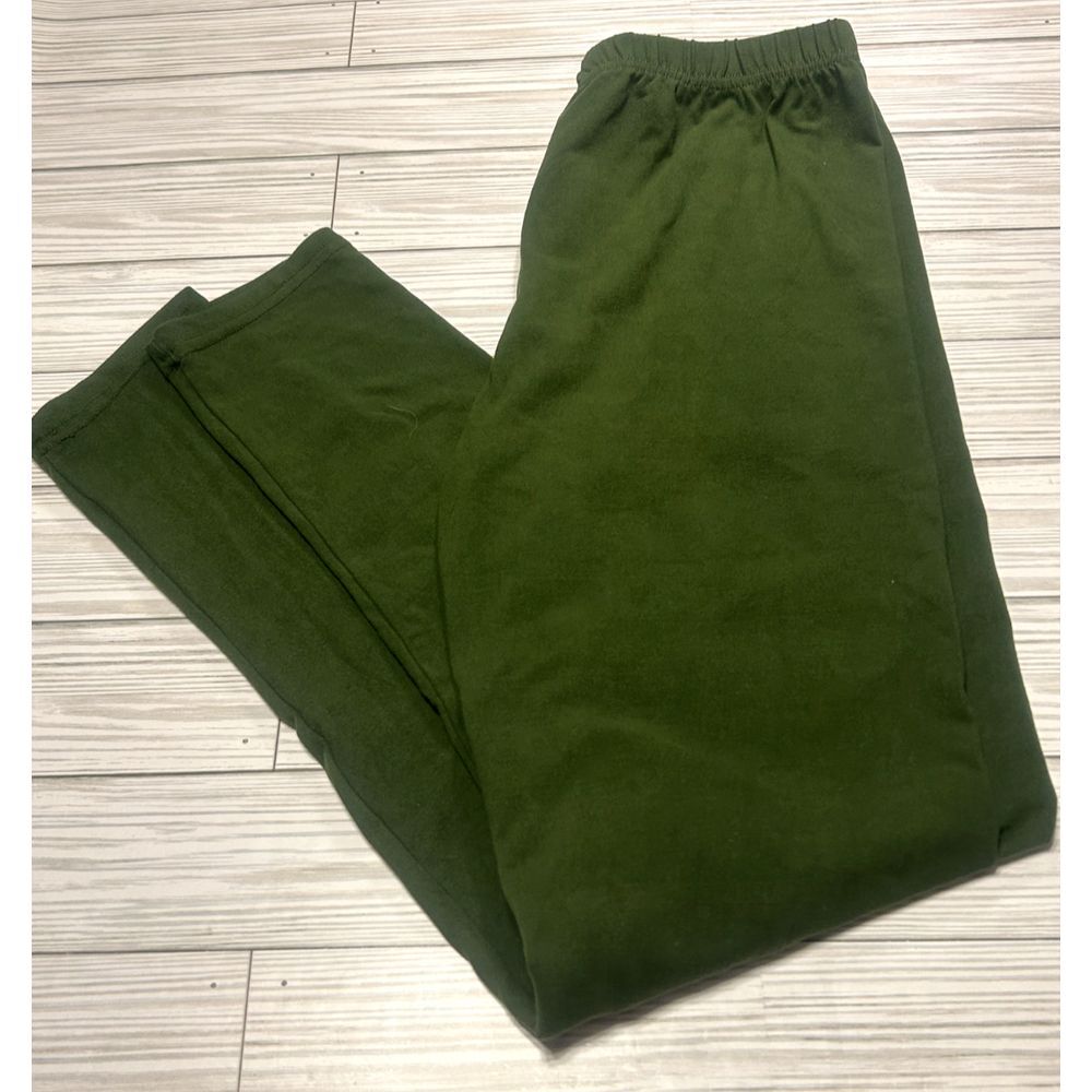 NWOT Womens Boutique Adorn butter soft ankle Leggings Green S/M